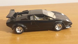 Modellino LAMBORGHINI COUNTACH (1988) Burago 1:24