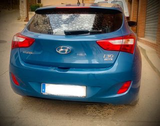 Hyundai i30 azul cielo 