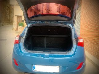 Hyundai i30 azul cielo 