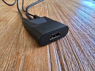 Adaptador de VGA a HDMI unidireccional. 