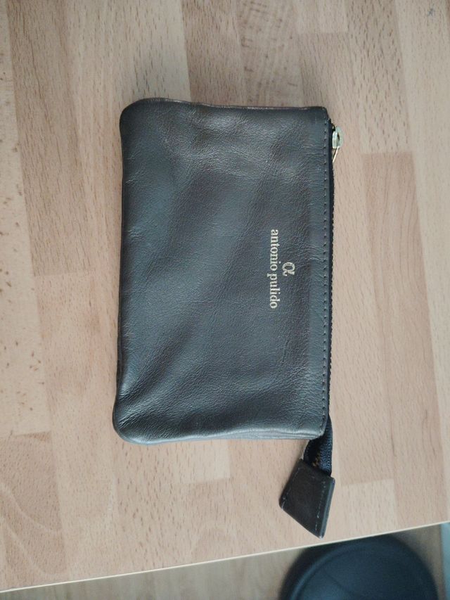 Monedero Antonio Pulido Gris