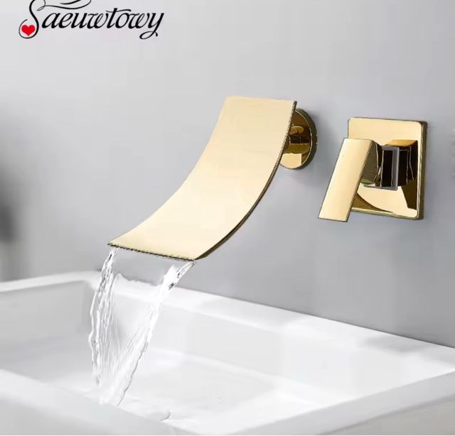 OFERTA Grifo cascada dorado - Nuevo