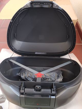 Baúl moto SHAD S48 sin estrenar