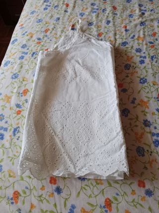 Top tirantes con dibujos troquelados