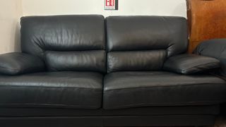 Divano in Pelle Nera