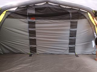 Tienda de campaña Outwell Corvette 7 AC inflable