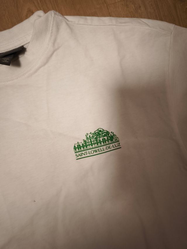 Camiseta de chico marrón