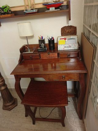 Escritorio y silla secretaria de madera de Acacia