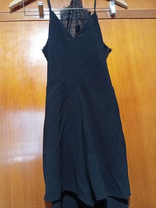 Mono corto negro con encaje
