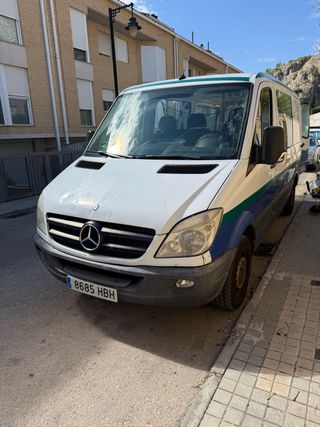 Mercedes-Benz Sprinter 2011