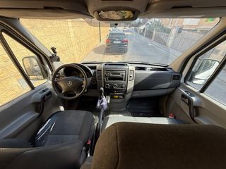 Mercedes-Benz Sprinter 2011