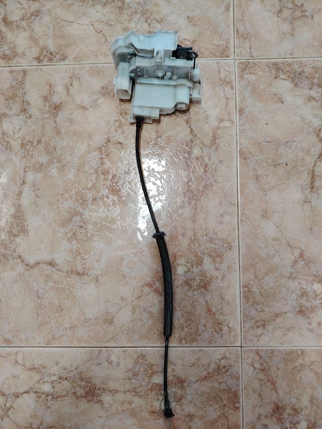 Cierre Centralizado Puerta Trasera Izquierda Alfa