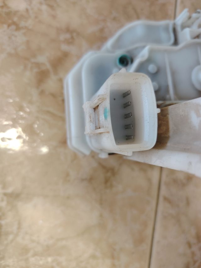 Cierre Centralizado Puerta Trasera Izquierda Alfa