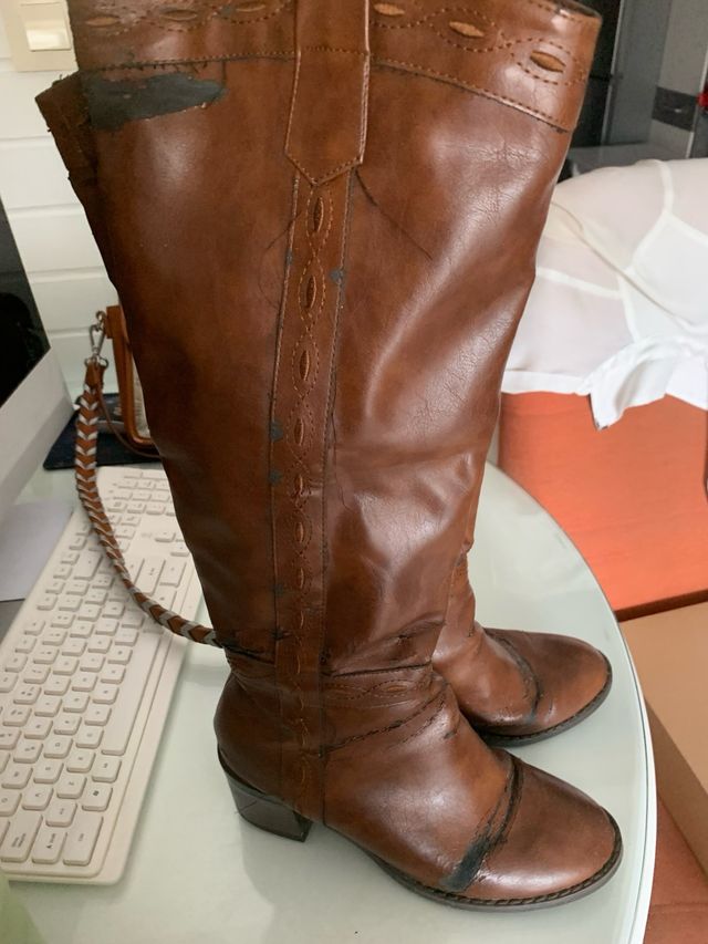 Botas de cuero marrones