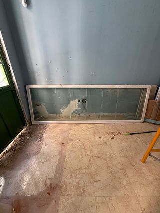 Puertas y ventanas PVC con cristal seguridad. 
