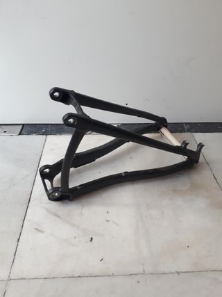 Basculante Aluminio Trasero GIANT