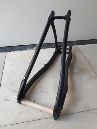 Basculante Aluminio Trasero GIANT