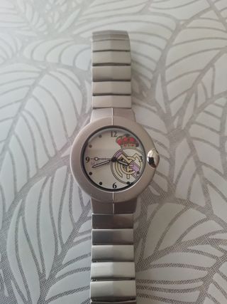Reloj Real Madrid robusto color gris