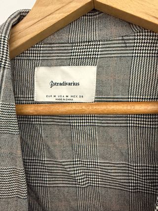 Americana cuadros Stradivarius Talla M