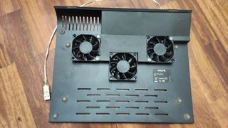 Base Refrigeradora Portátil 3 Ventiladores