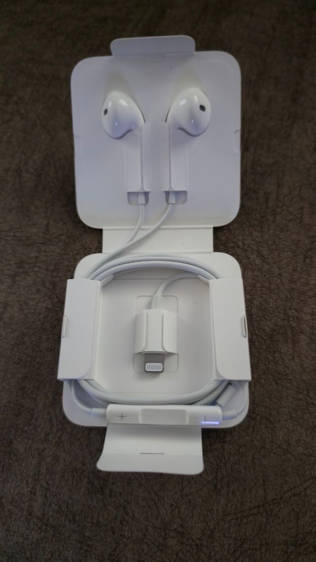 Auriculares Apple Blancos para iPhone sin estrenar