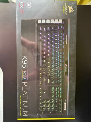 Corsair K95 RGB Platinum Teclado Mecánico