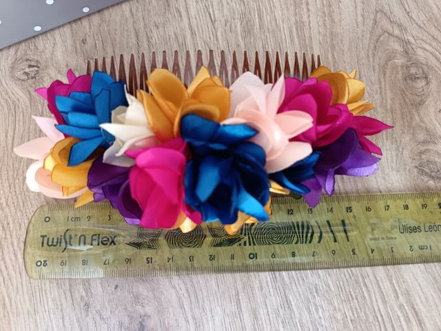 Tocado peineta flores