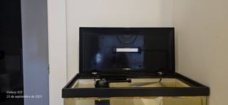 Acuario Negro y Transparente