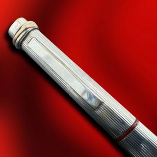 Cartier LE Must 