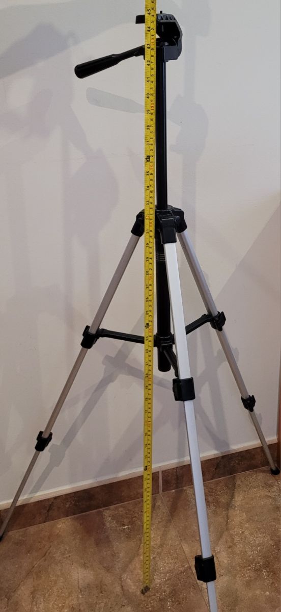 Trípode Velbon para cámara