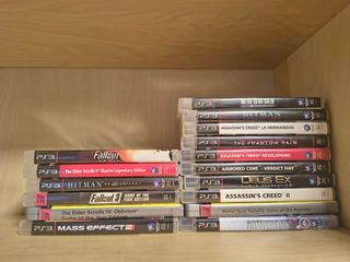 PS3 Slim 120GB + 16 Juegos