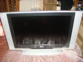 TV LG RZ-26LZ55 DE 26" - FULL HD. PIEZAS O REPARAR
