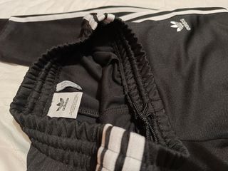 Chándal Adidas Originals SST años 70 Negro
