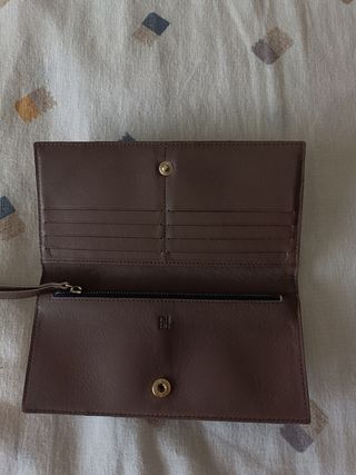 Billetera Carolina Herrera Beige y Marrón