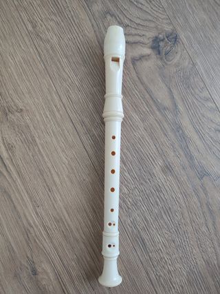 Flauta dulce blanca