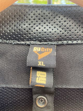 Chaqueta de cuero para moto