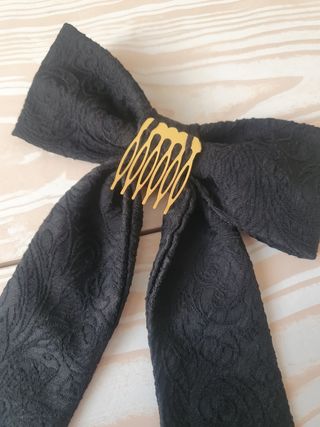 Lazo negro traje regional
