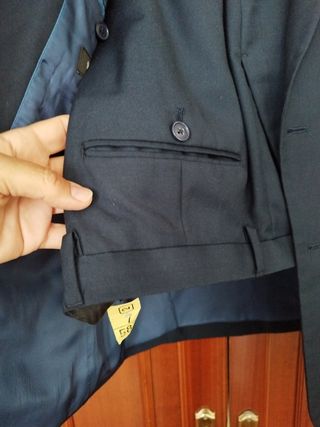 Traje azul  eventos.americana  T50 y pantalón 42