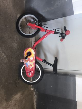 Bicicleta infantil roja Btwin