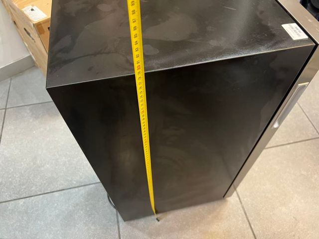 Nevera KRC-35FCS5 Kalamera Vino  - No enciende