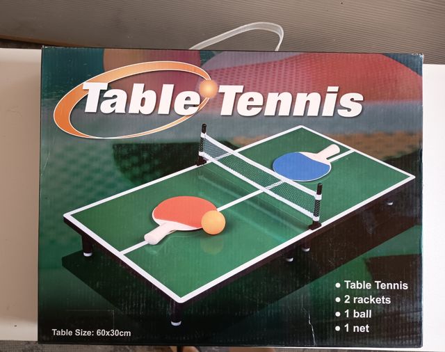 Mini mesa de ping pong con accesorios