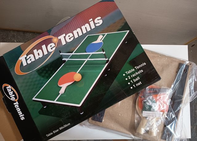Mini mesa de ping pong con accesorios