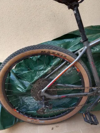 Bicicleta de montaña Megamo 29p talla m