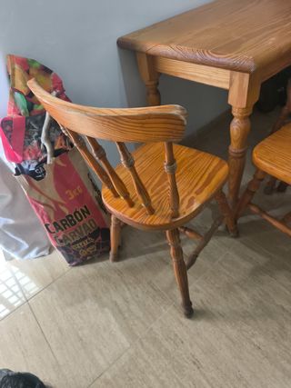 Mesa y 3 Sillas Madera Maciza