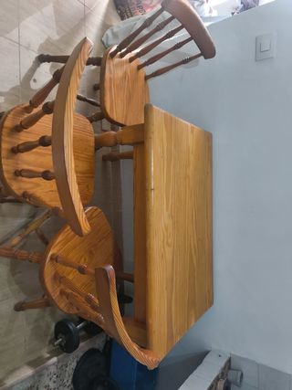 Mesa y 3 Sillas Madera Maciza