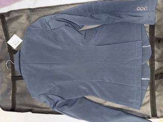 Americana concurso BR mujer gris
