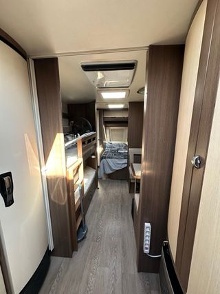 Caravana Hobby Prestige 2018 7 plazas 