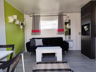 Casa móvil moderna como nueva 2 hab 2 baños