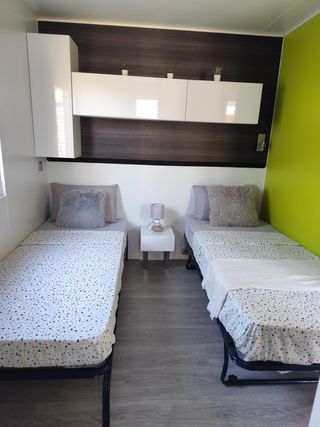 Casa móvil moderna como nueva 2 hab 2 baños