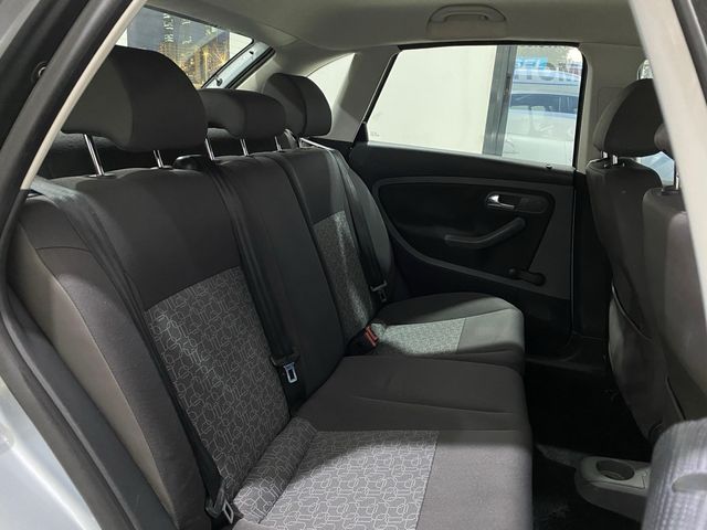 SEAT Ibiza 2007 105cv PEGATINA C GANCHO REMOLQUE